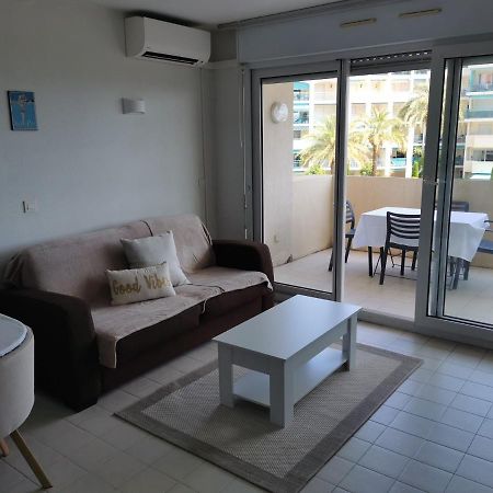 Antibes Les Pins 2 Pieces Vue Mer Piscine Parking Apartment Exterior foto
