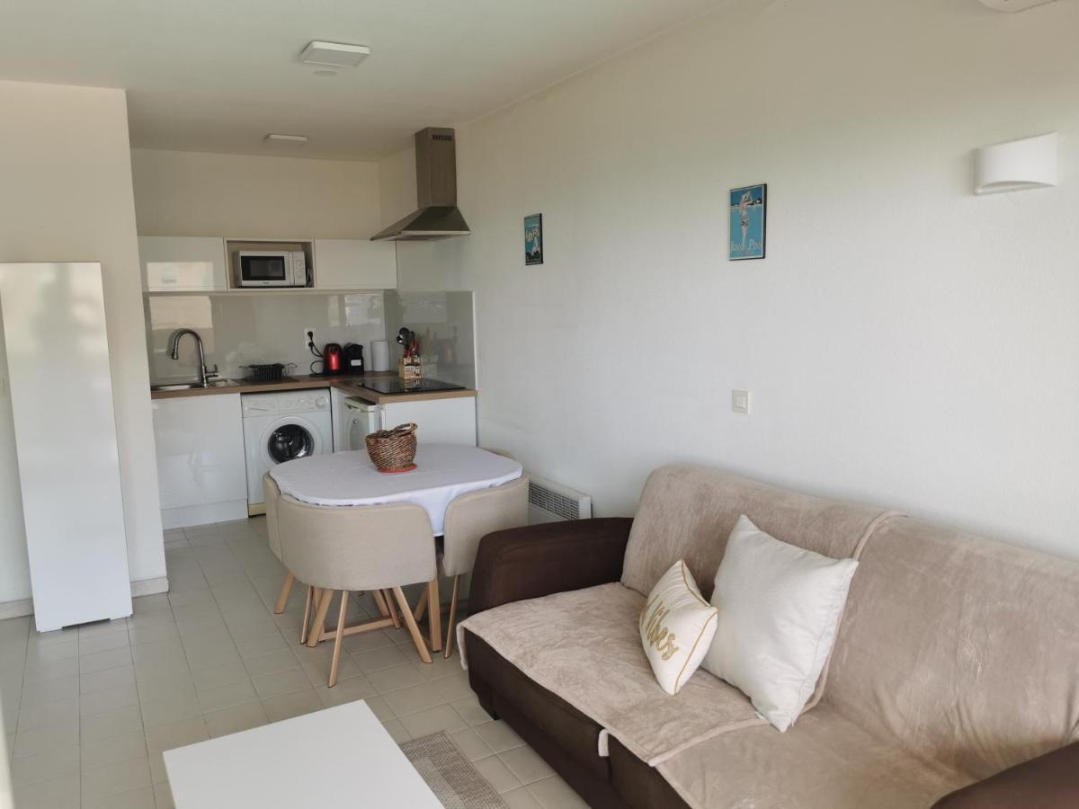 Antibes Les Pins 2 Pieces Vue Mer Piscine Parking Apartment Exterior foto