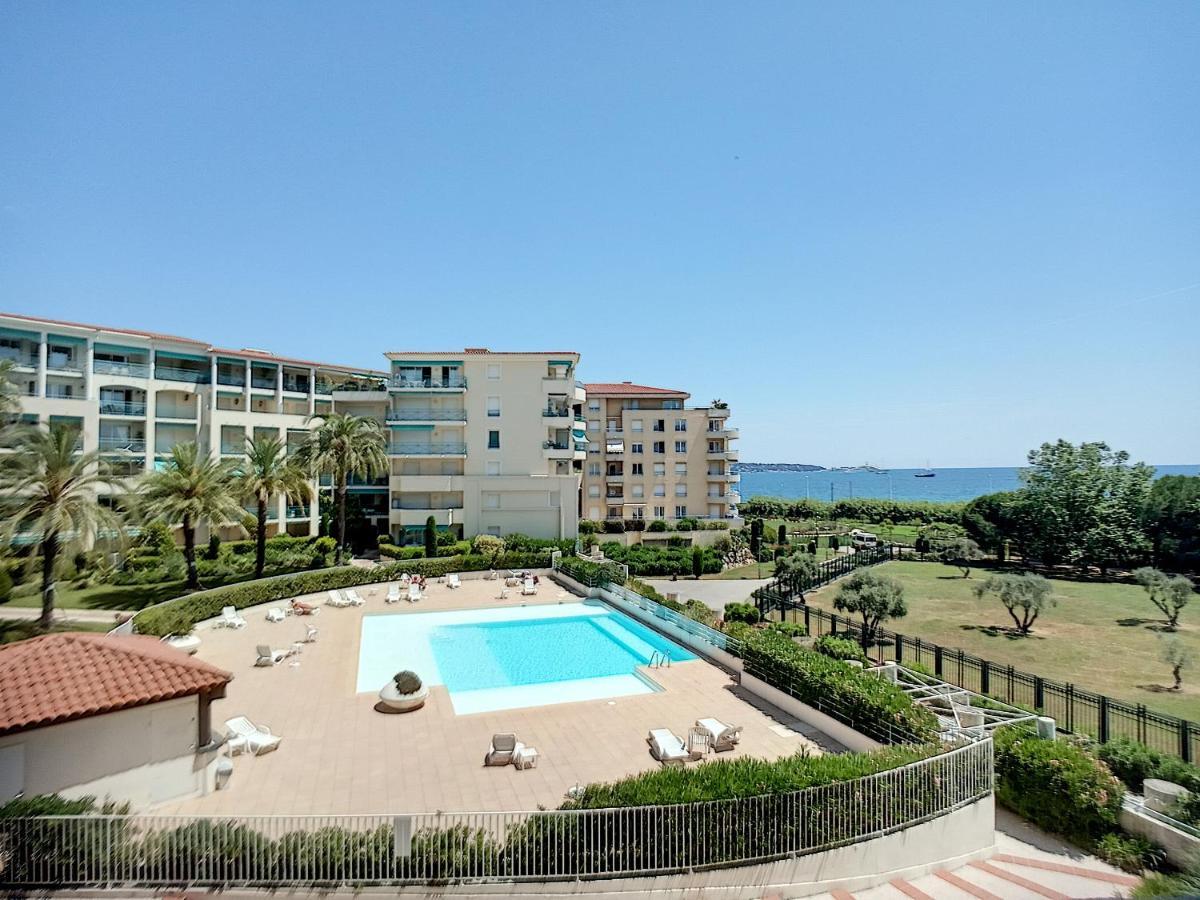 Antibes Les Pins 2 Pieces Vue Mer Piscine Parking Apartment Exterior foto